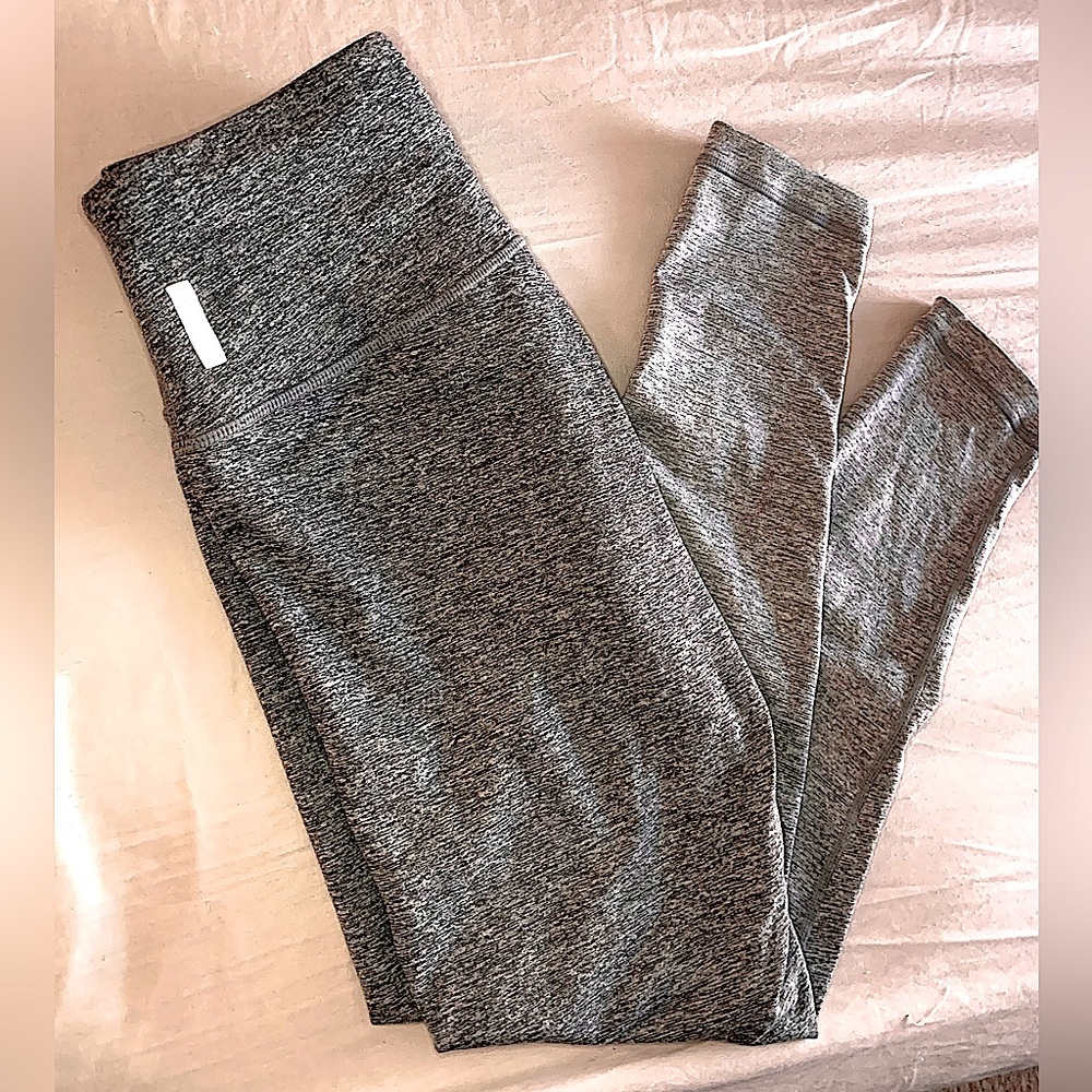 Like New Zella Athletic High Waist Leggings Soft &Stretchy Wide Waistband Pocket